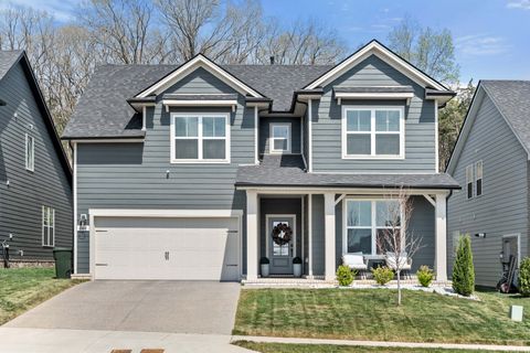 Photo of 208 Cavalcade Loop, Gallatin, TN 37066 (MLS # 3168191)