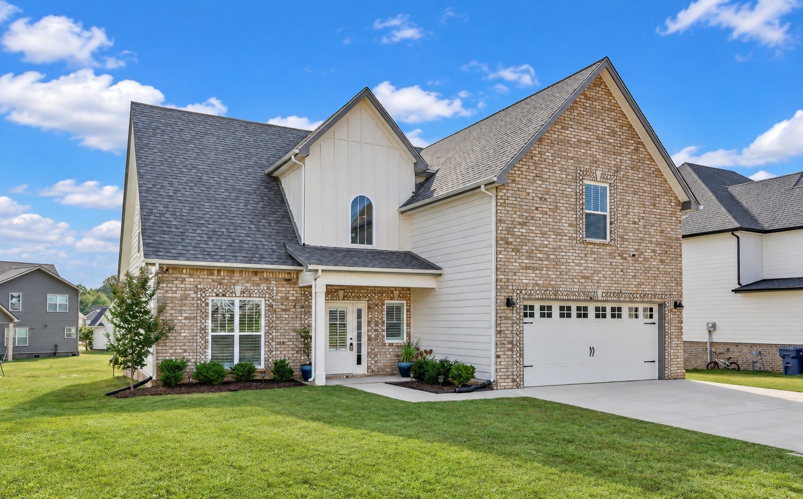 577 Dexter Dr