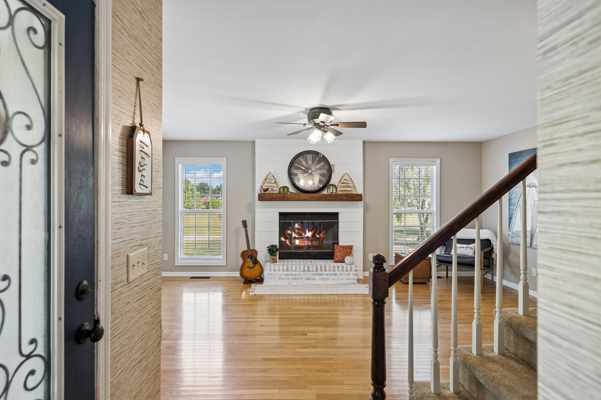 491 Hillview Dr