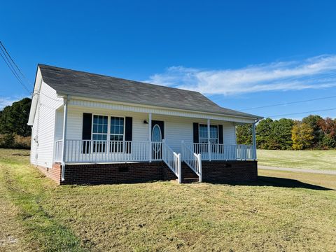 3 Stone Hill Dr Kelso TN 37348