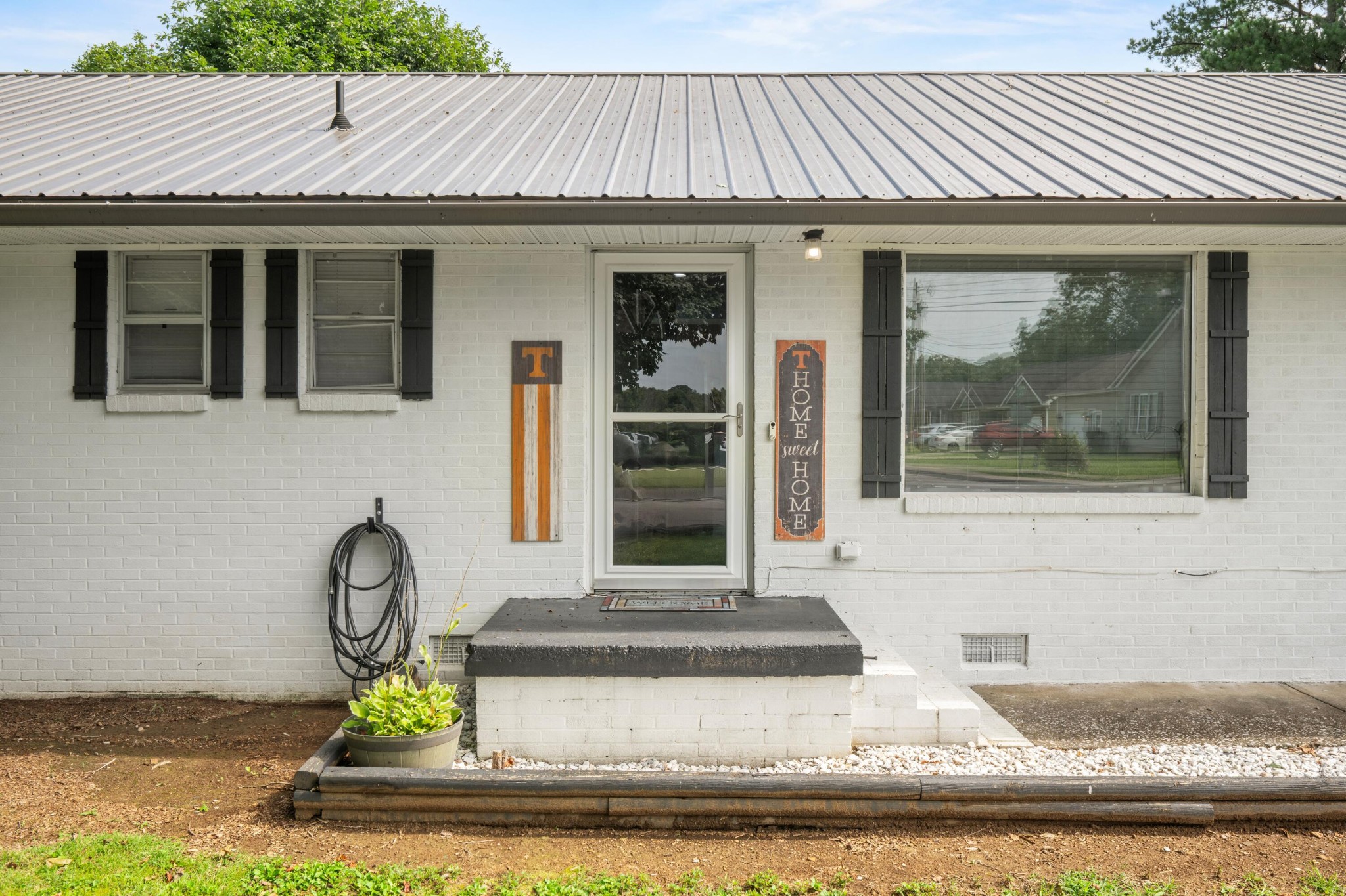 314 W 2nd Street