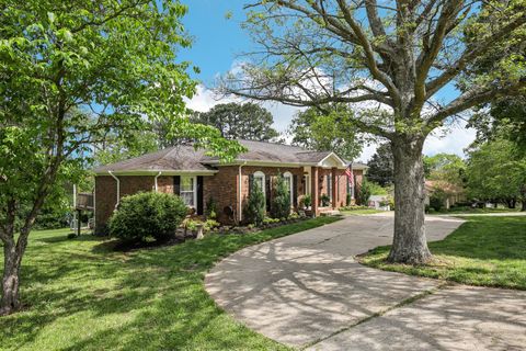 2219 Castlewood Dr Franklin TN 37064