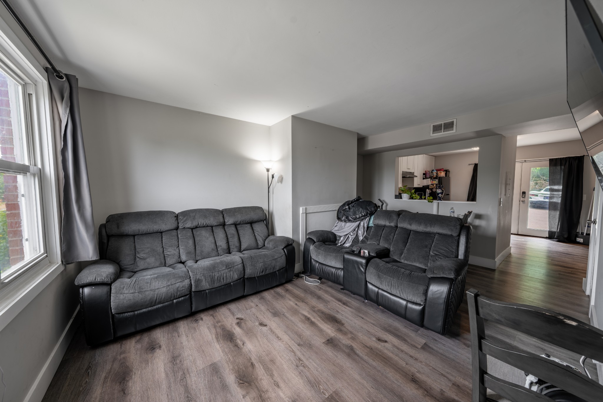 3316 Niagara Dr