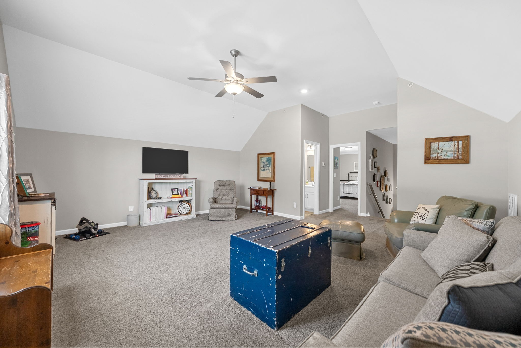 430 Clayton Ct