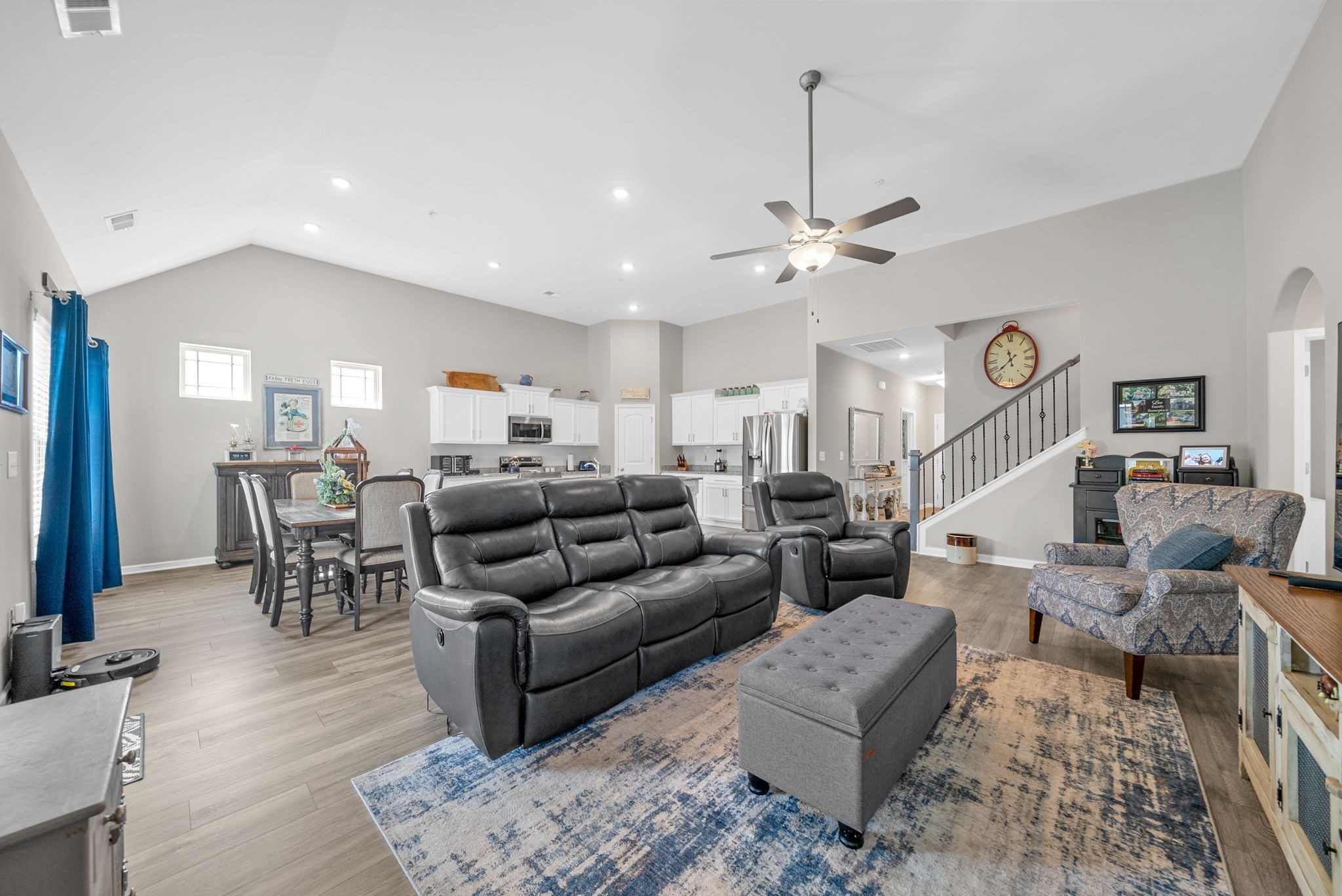 430 Clayton Ct