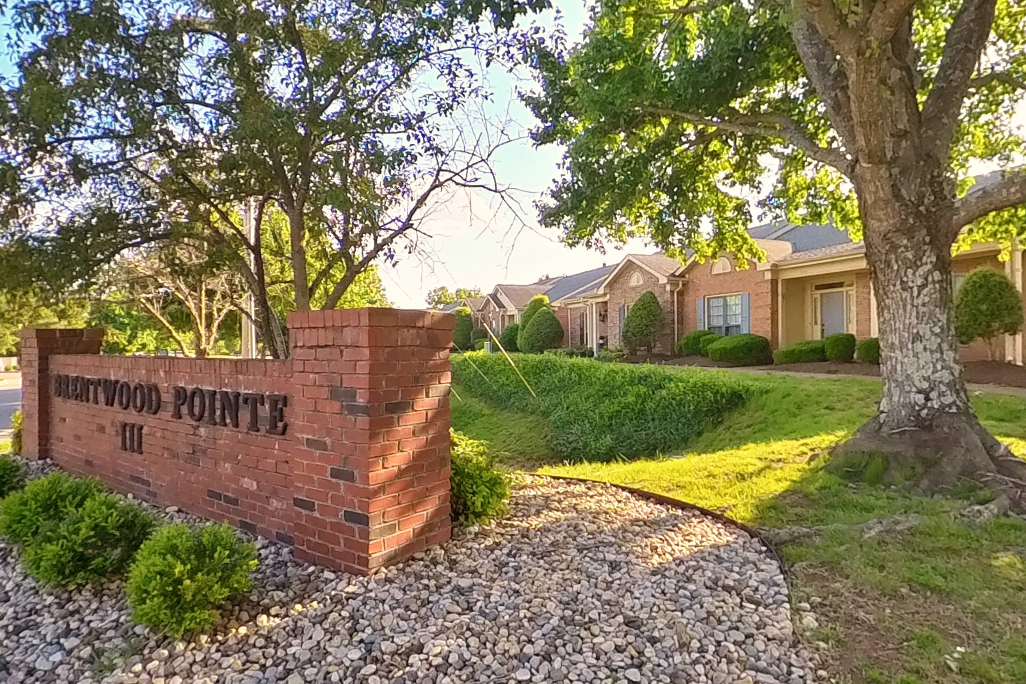 1551 Brentwood Pointe