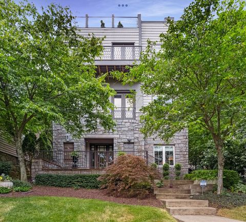 301 32nd Ave S Nashville TN 37212