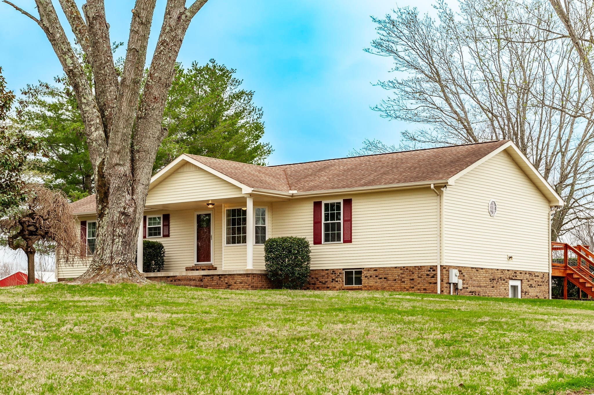 410 Frog Pond Cemetery Rd