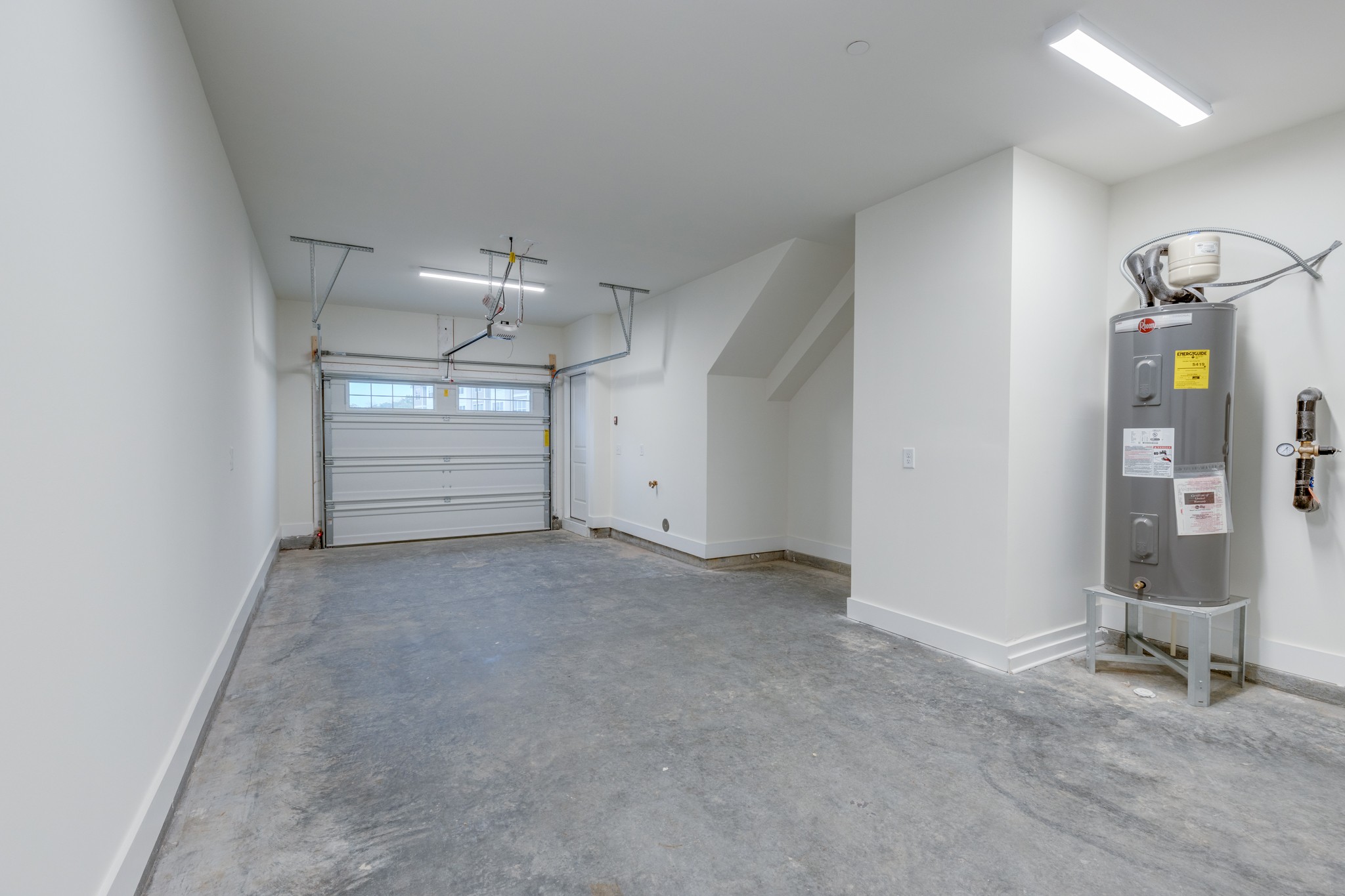 301 Harper Lndg 301
