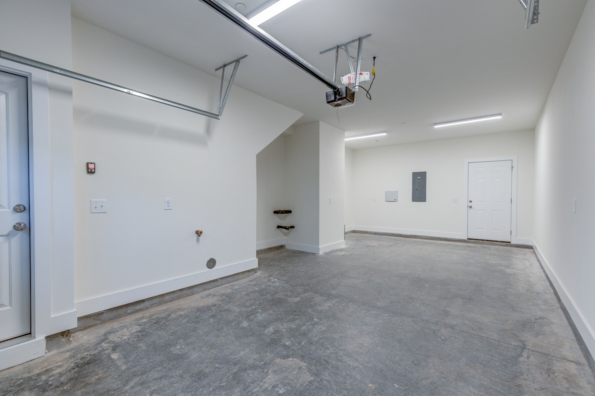 301 Harper Lndg 301