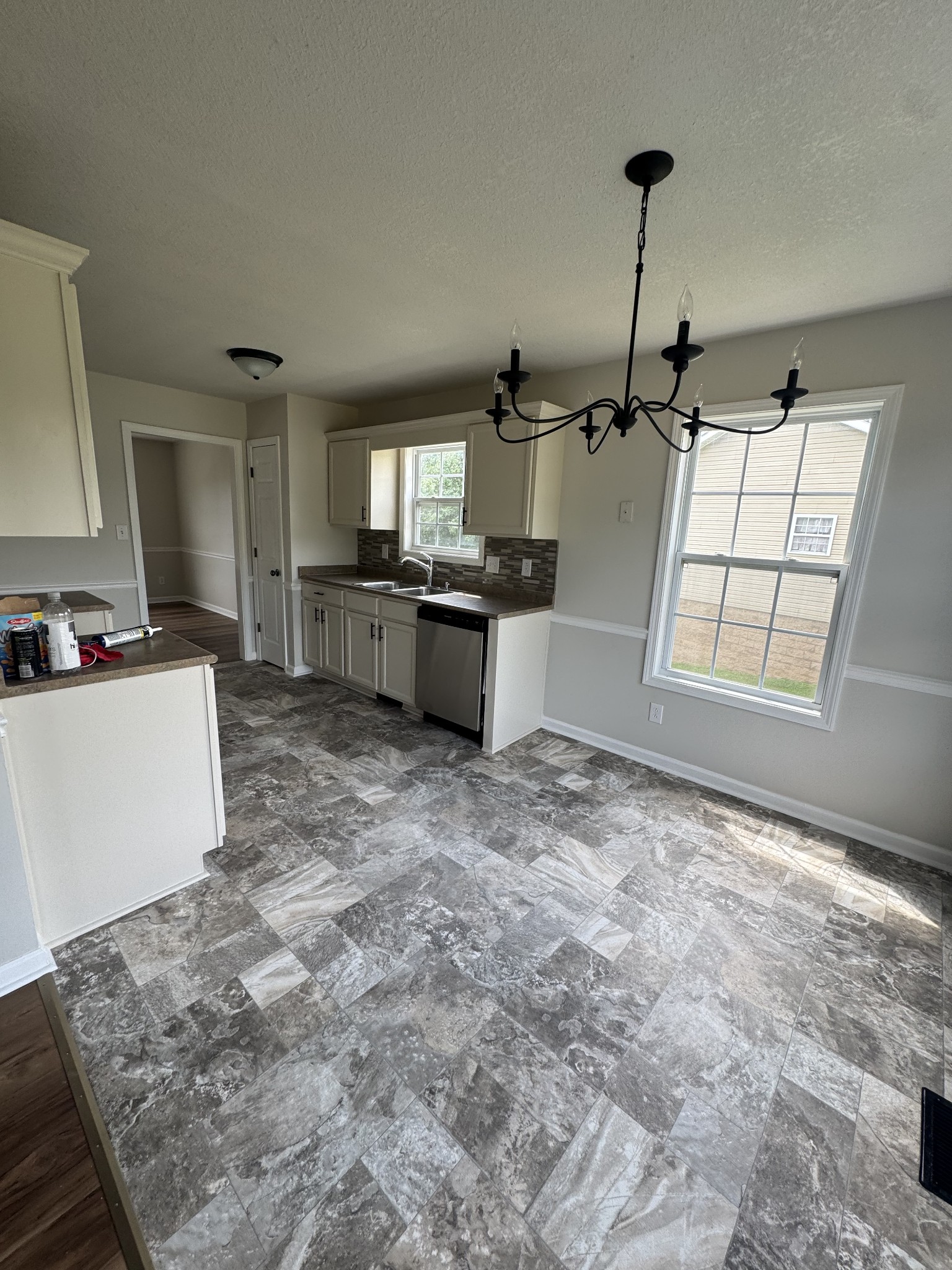 987 Silty Dr