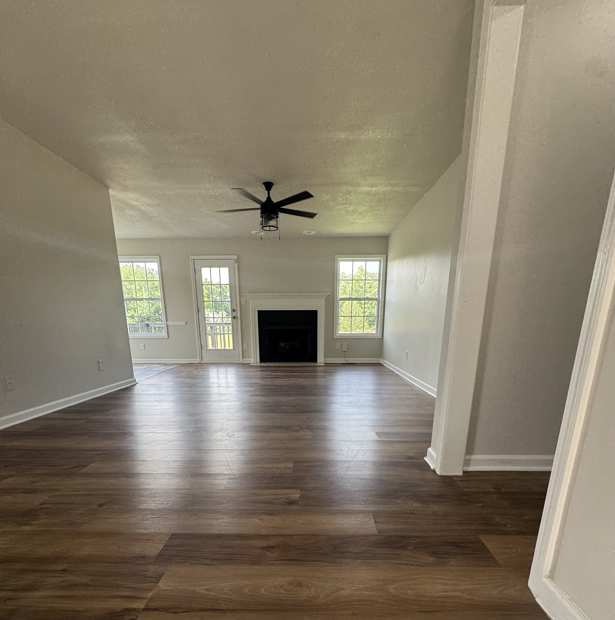 987 Silty Dr