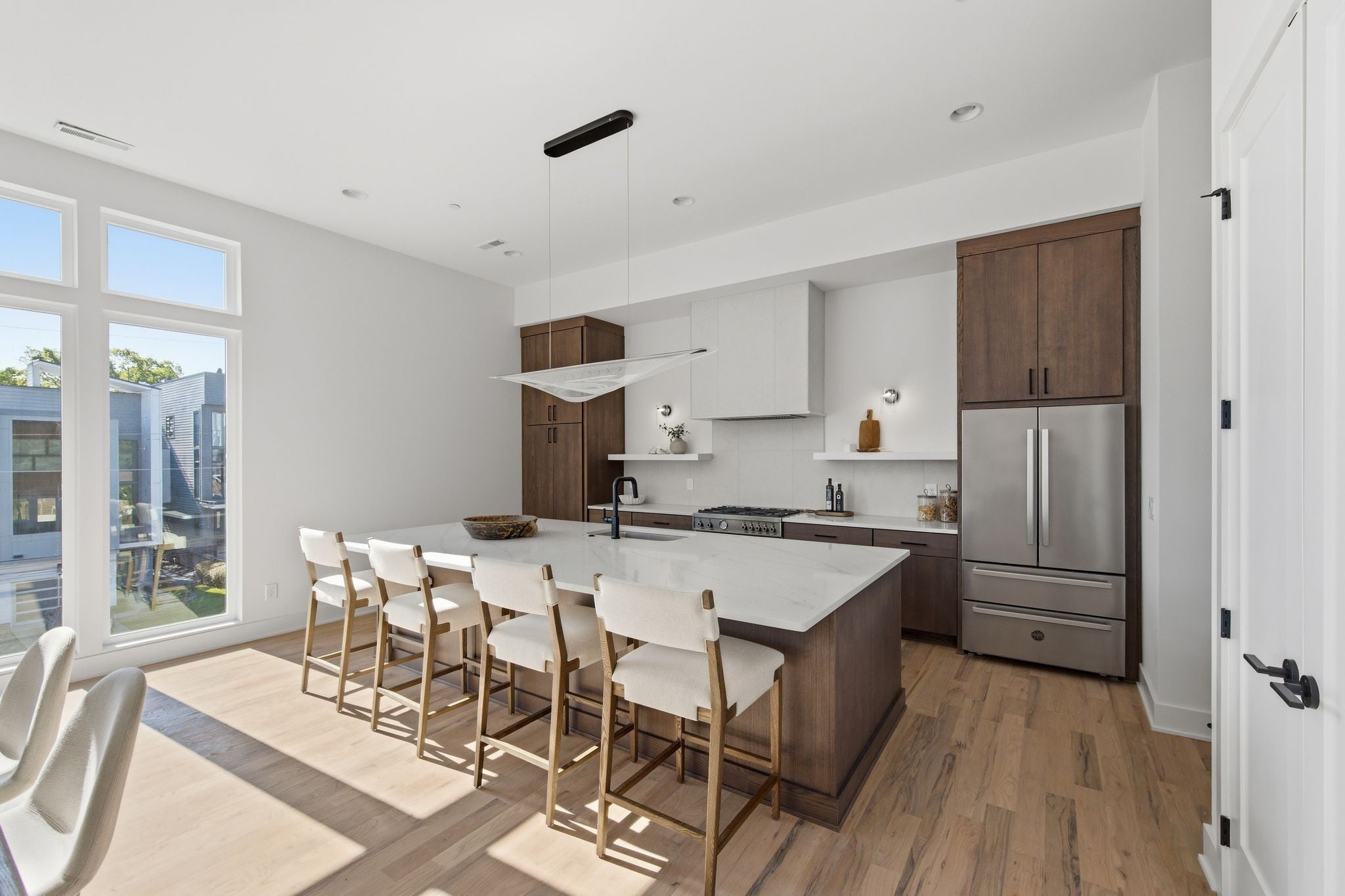 4-bed condo for sale in Nashville, TN 37203, 1006a Southside Ave 1006a Southside Ave, Nashville TN 37203 4-bed condo, photo 2 of 25