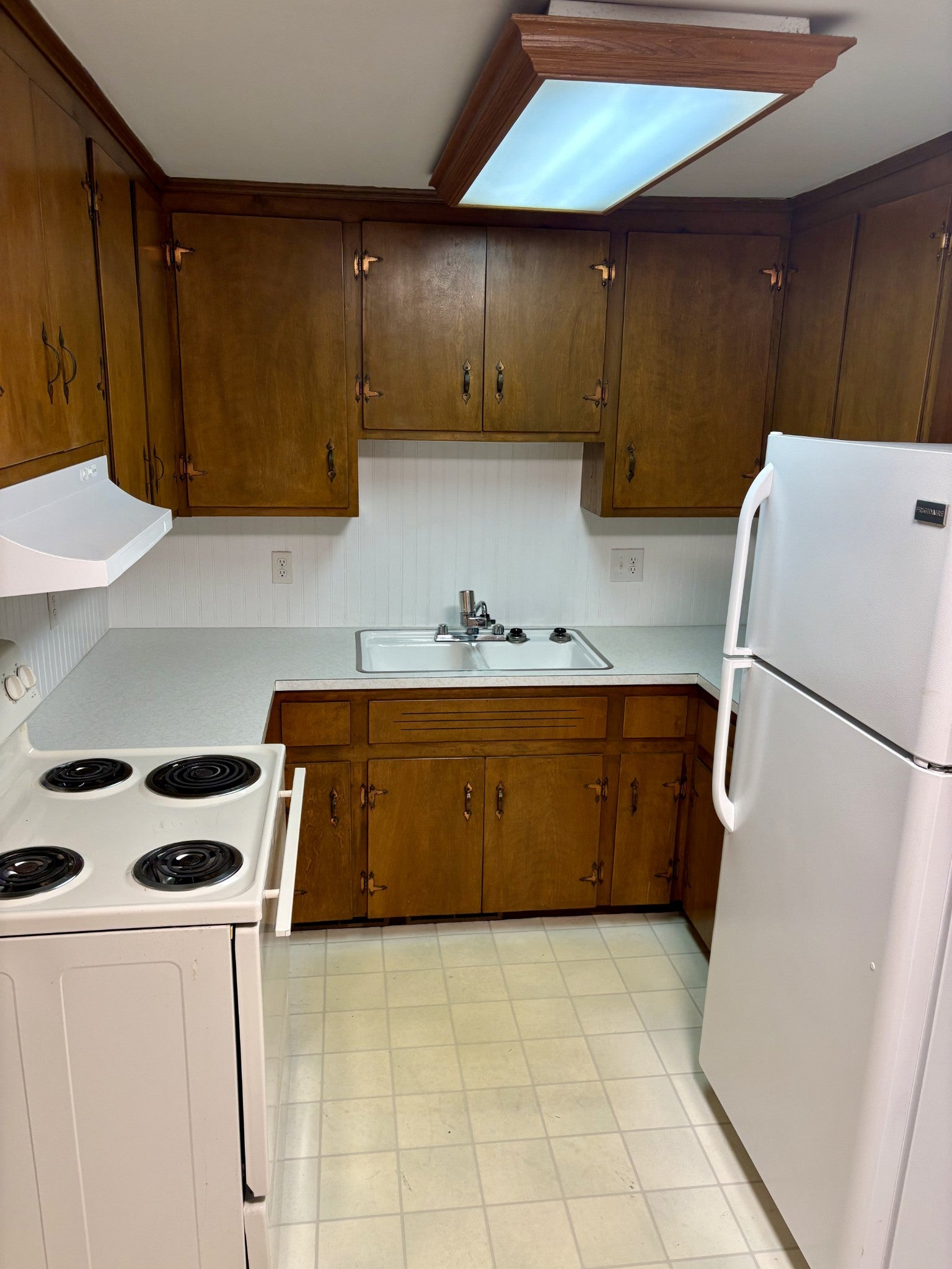 118 N Spring St 1