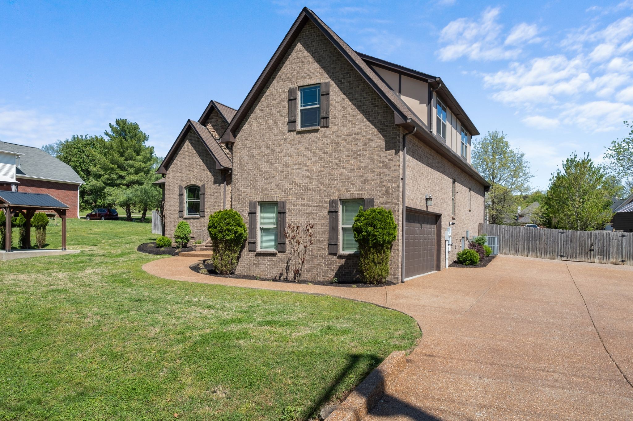 443 Cumberland Hills Dr
