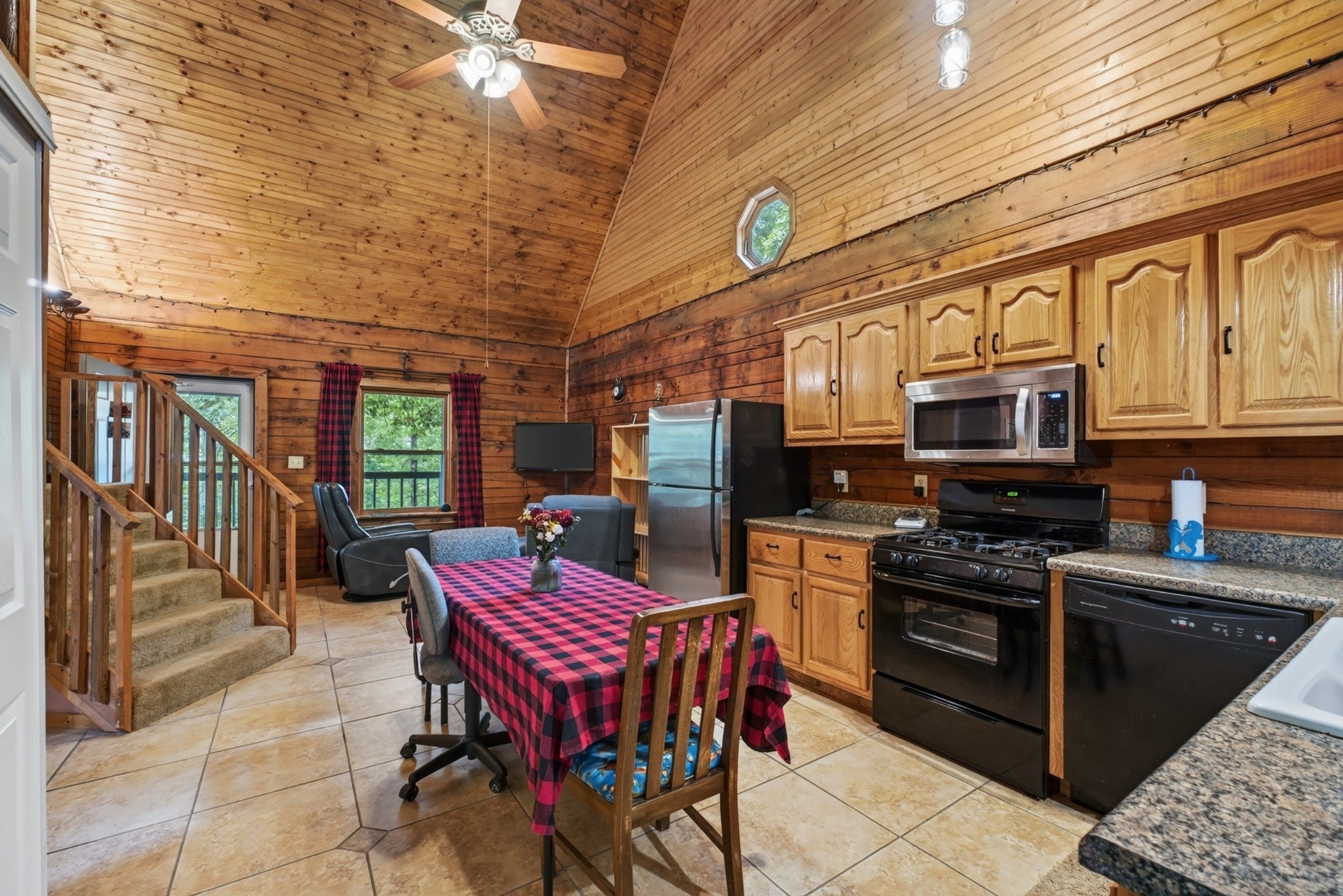 4003 Chapel Hill Rd
