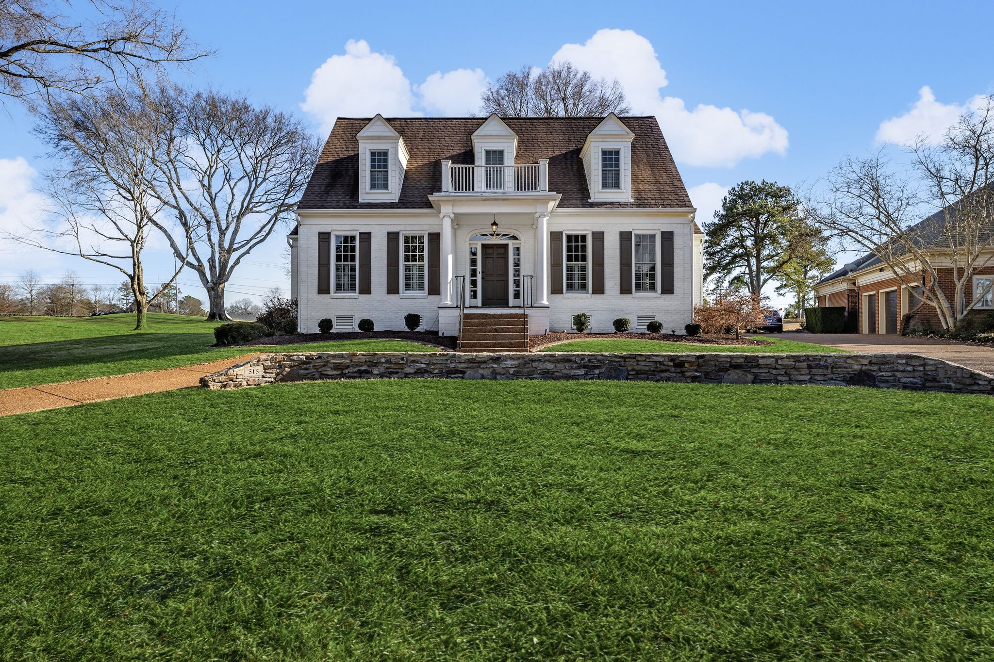 515 Midway Cir