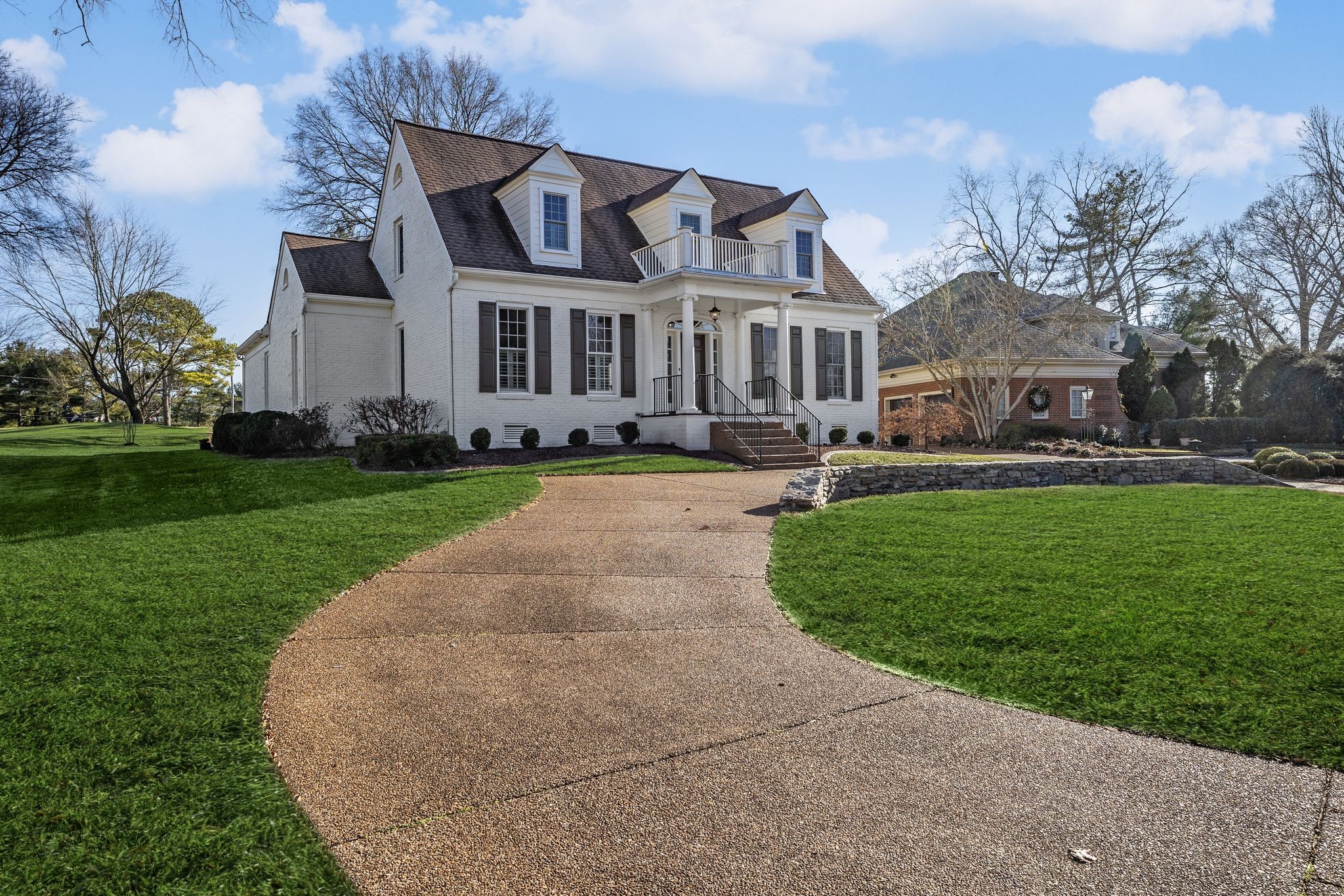 515 Midway Cir
