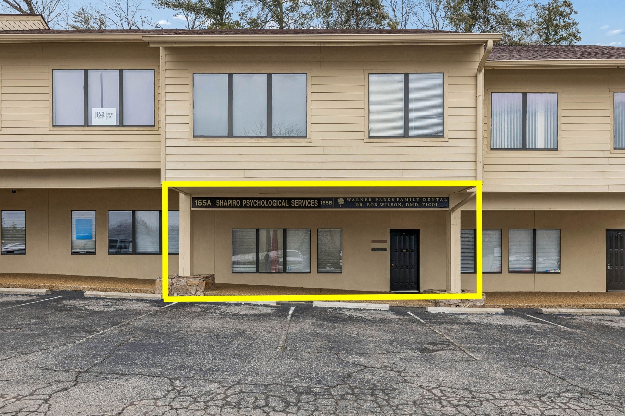 multi-family property for sale in Nashville, TN 37221, 165 Belle Forest Cir 165 Belle Forest Cir, Nashville TN 37221 multi-family property, photo 1 of 25