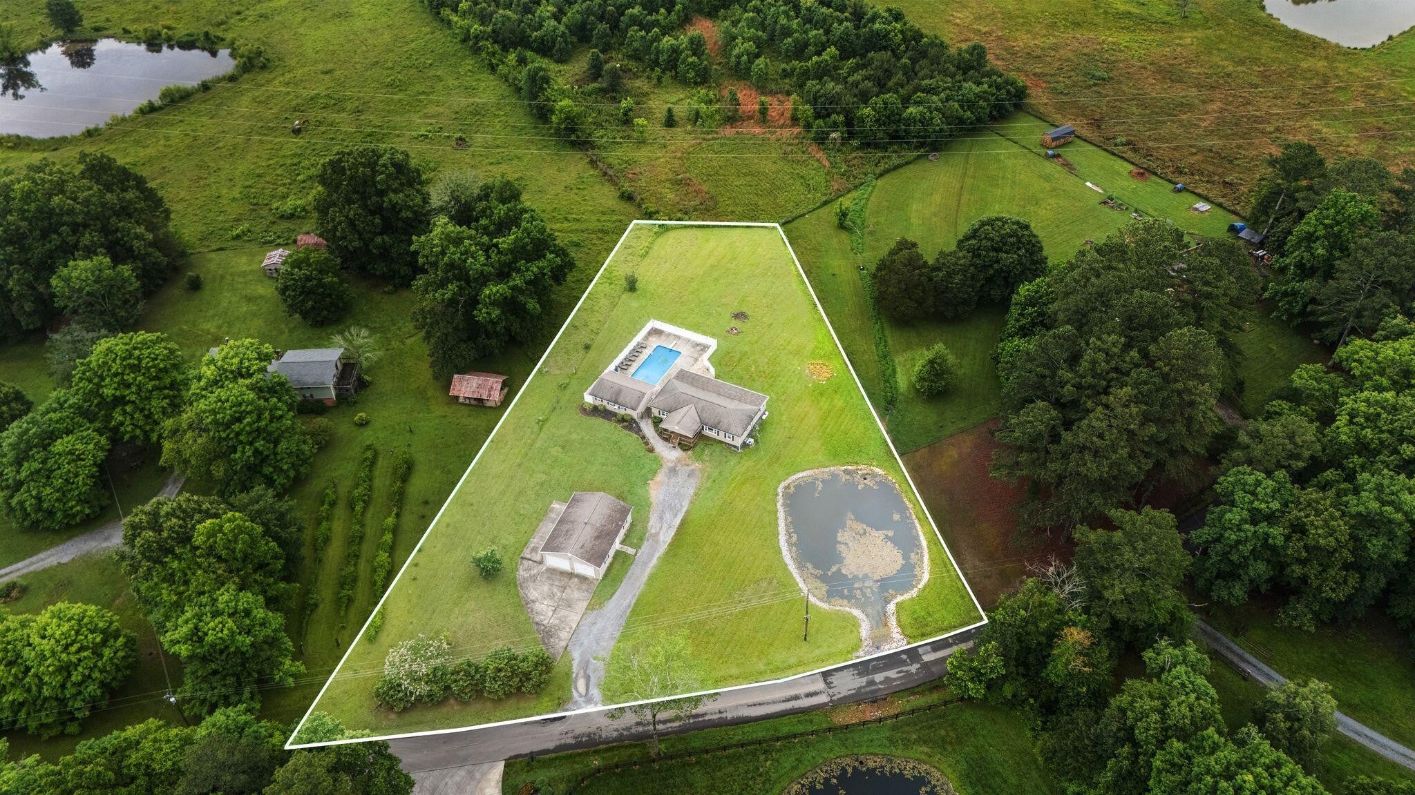 871 Kile Lake Road SE