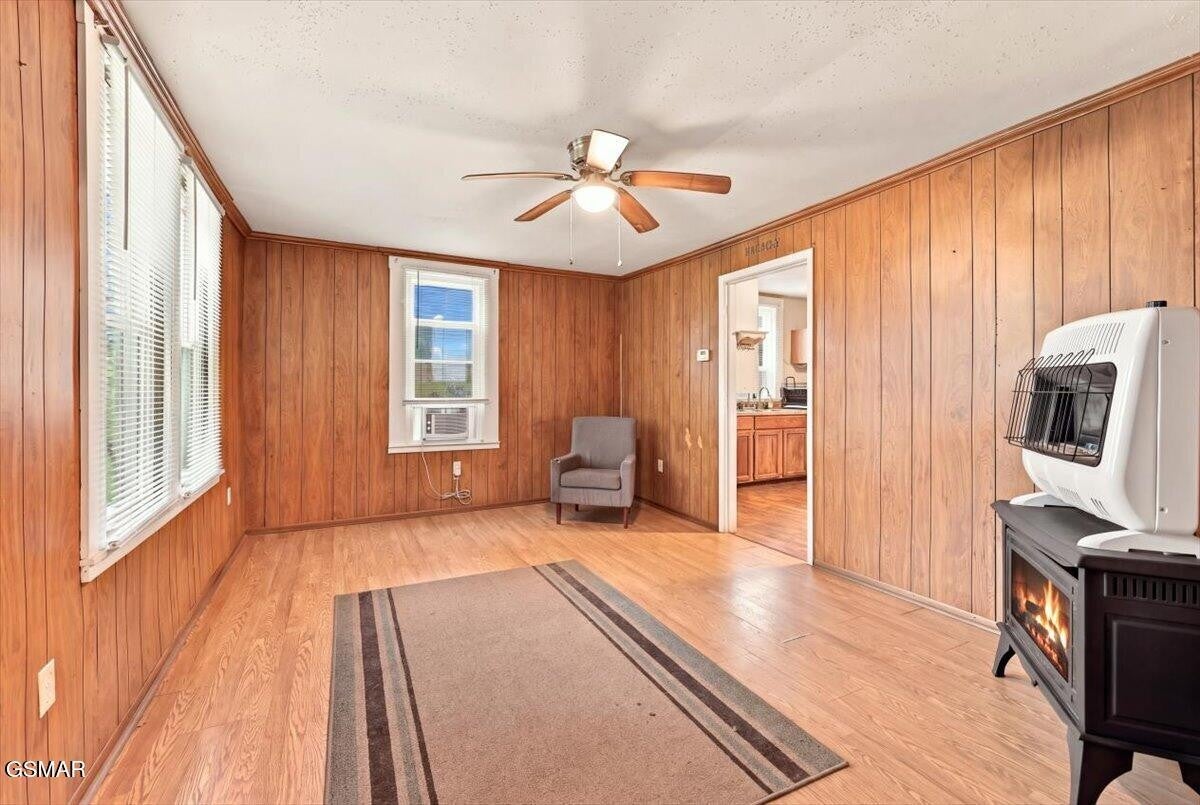 645 8th Street