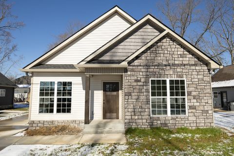130 Mazie Dr Lafayette TN 37083