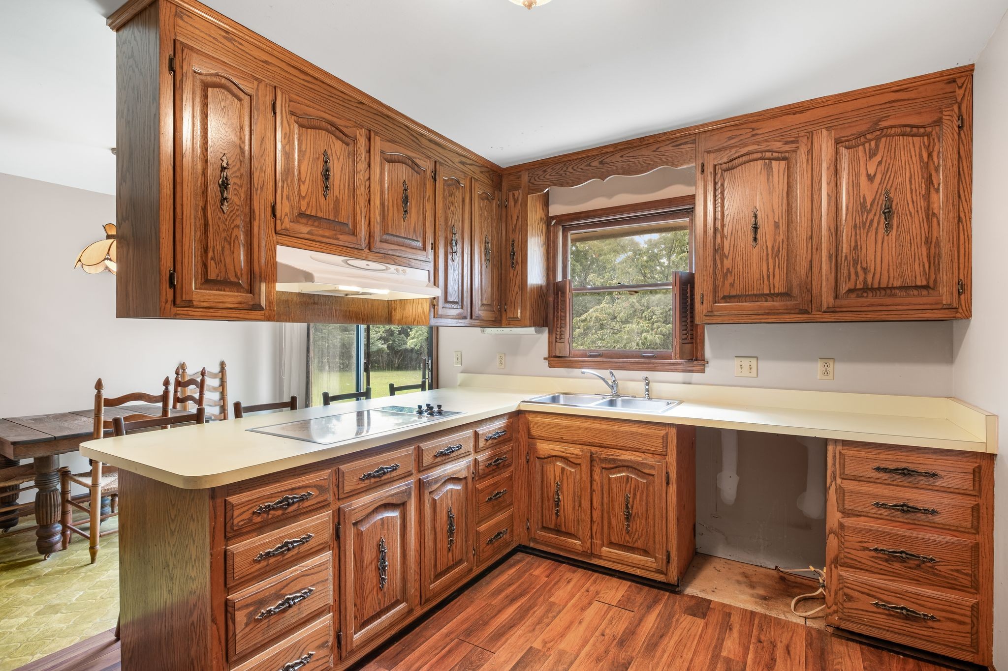 4245 Nonaville Rd