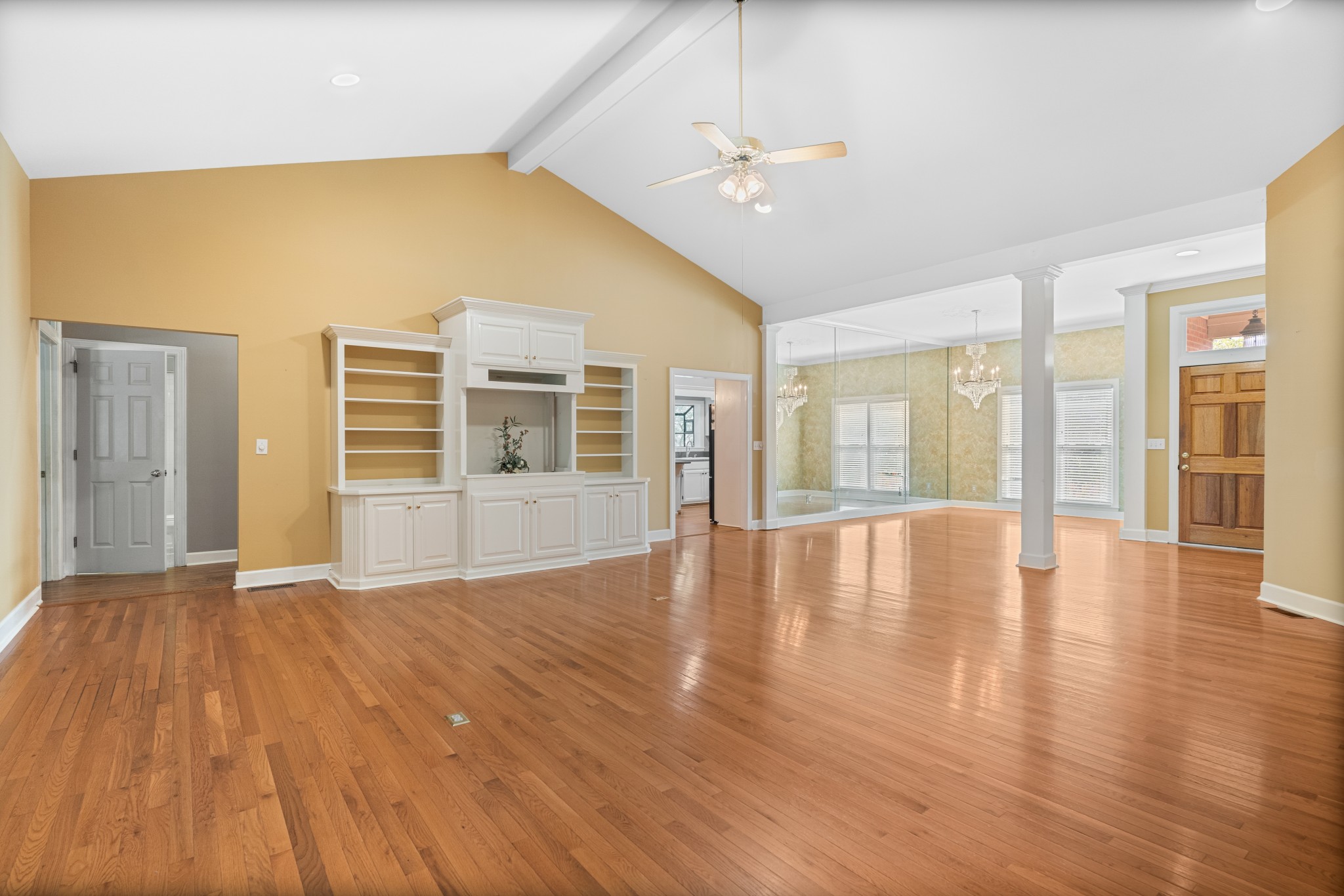 1020 Cedarview Ln