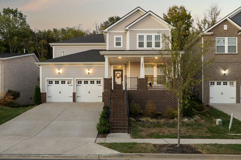 1085 Pebble Run Rd Hendersonville TN 37075