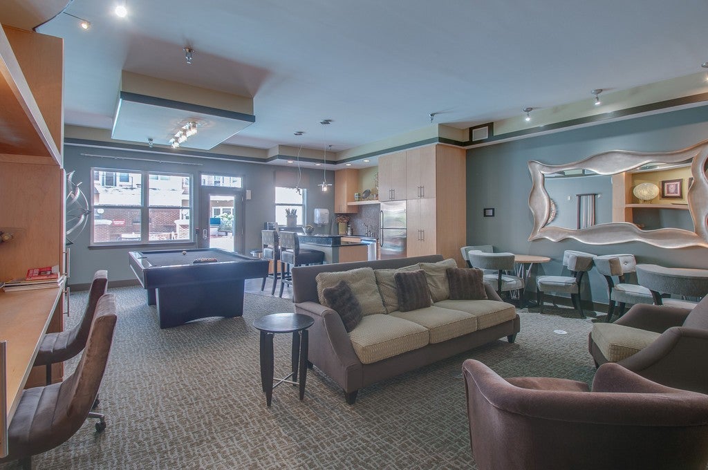 3000 Vanderbilt Pl 443