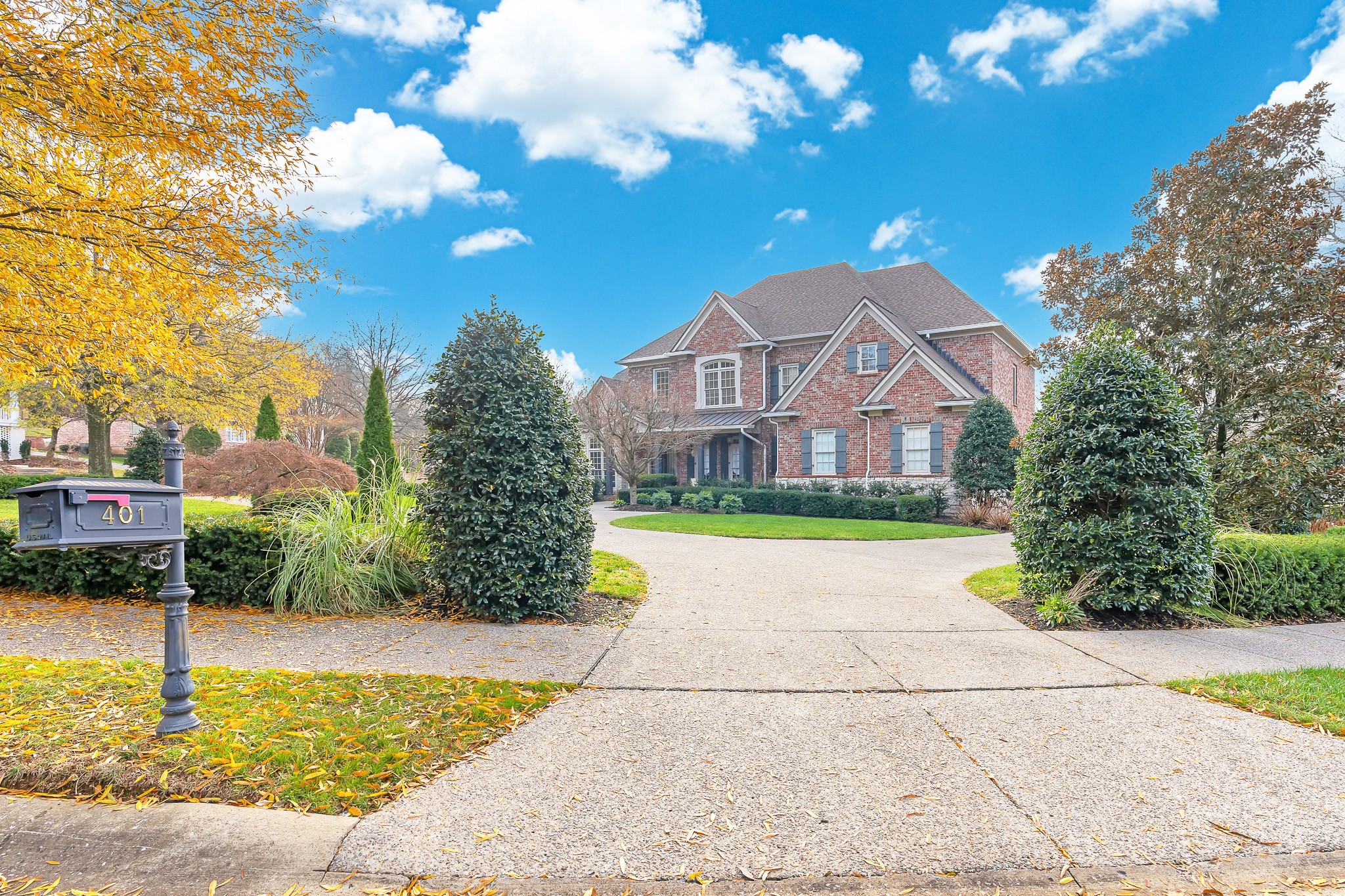 401 Tramore Ct