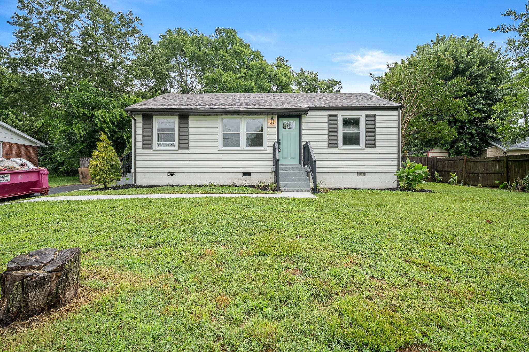 2928 Teakwood Dr