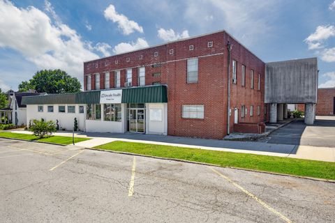 207 Elk Ave S Fayetteville TN 37334