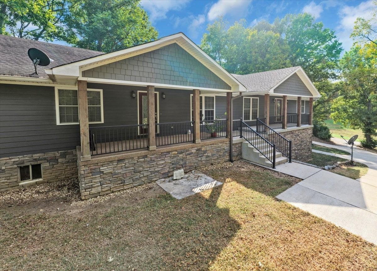 1527 Old Belfast Rd