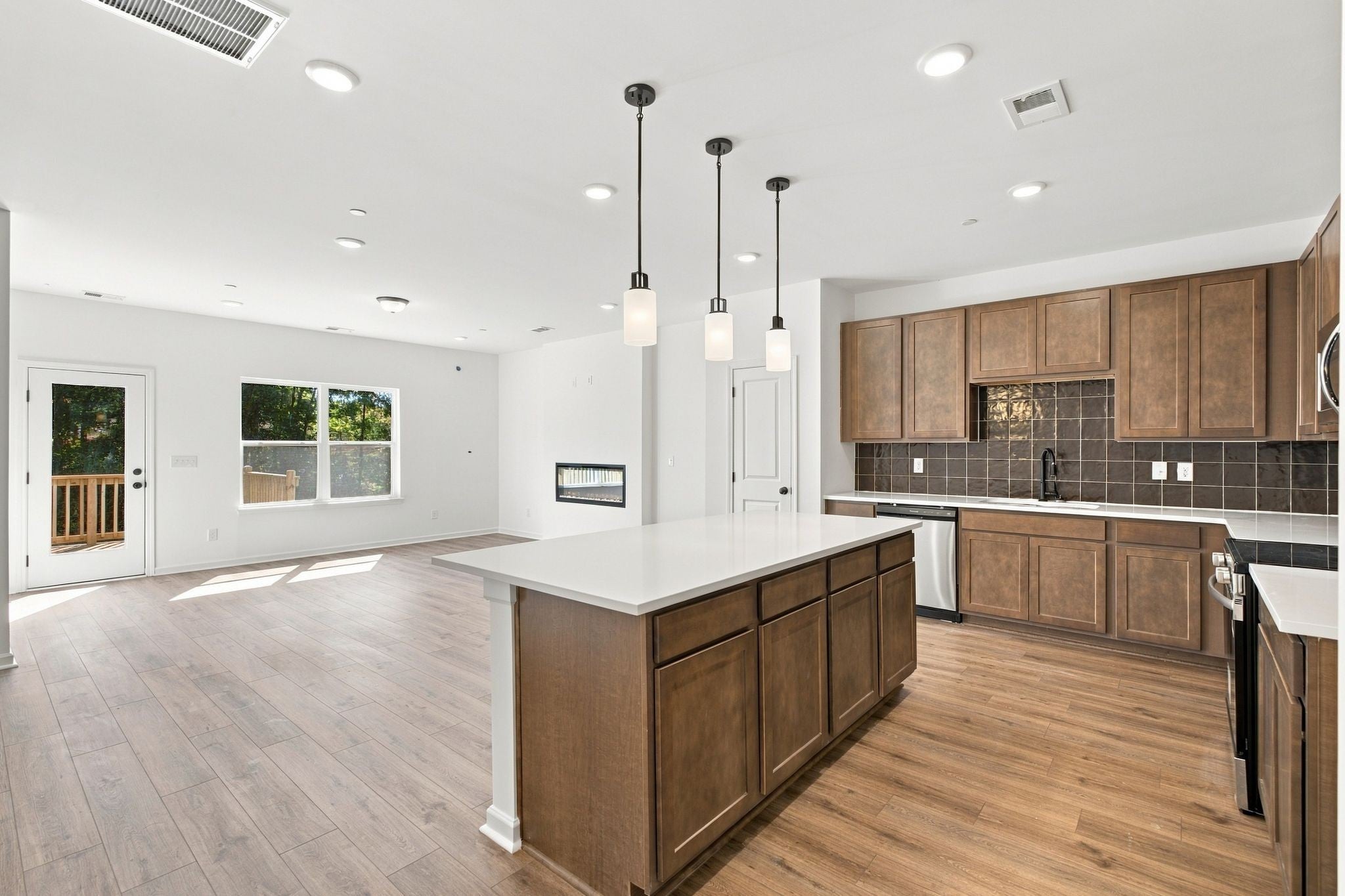 409 Kingsbury Drive