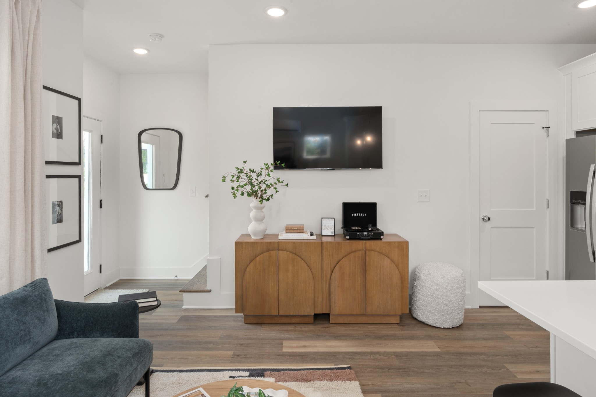 318 Mulberry Terrace B