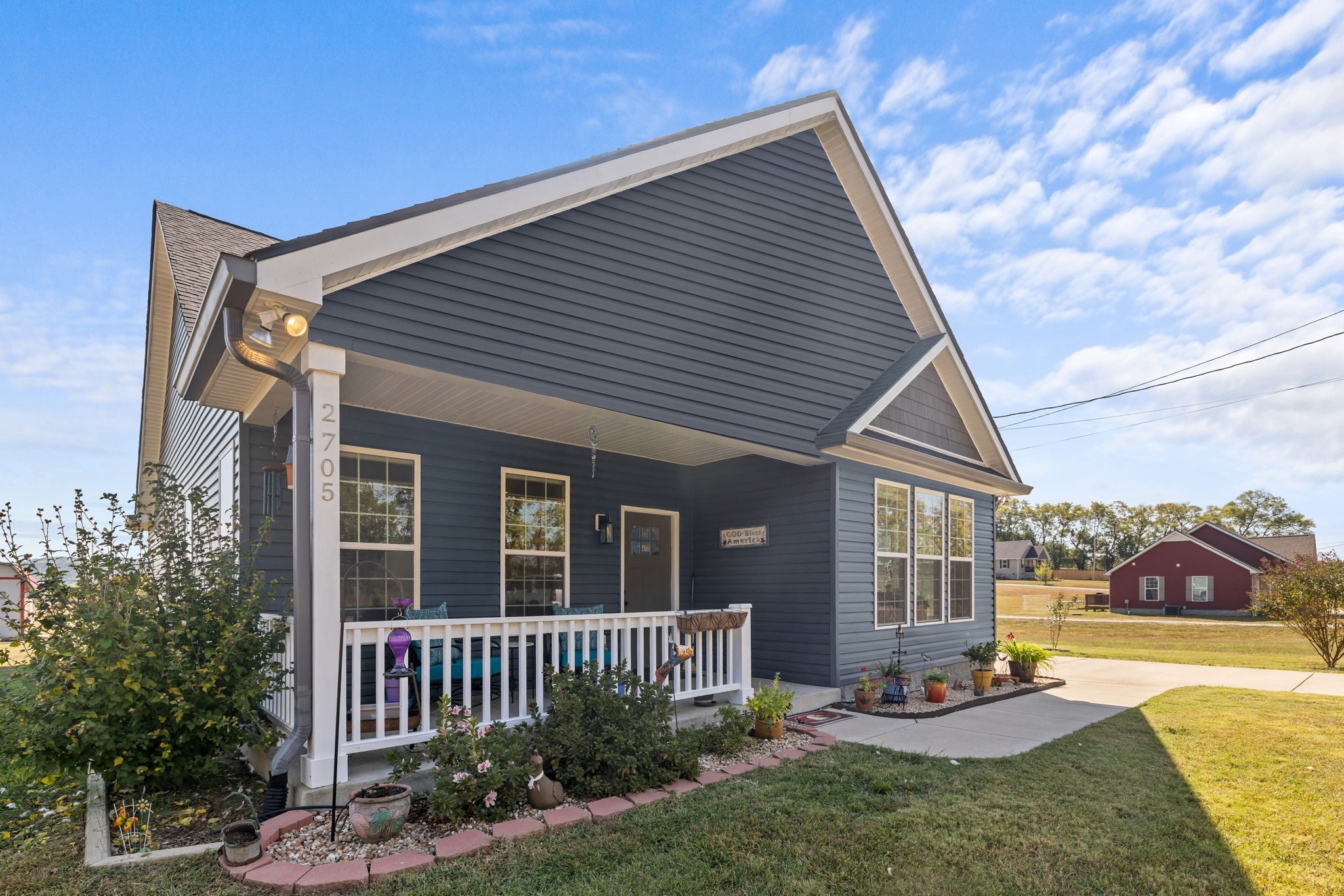 2705 McConnell Rd
