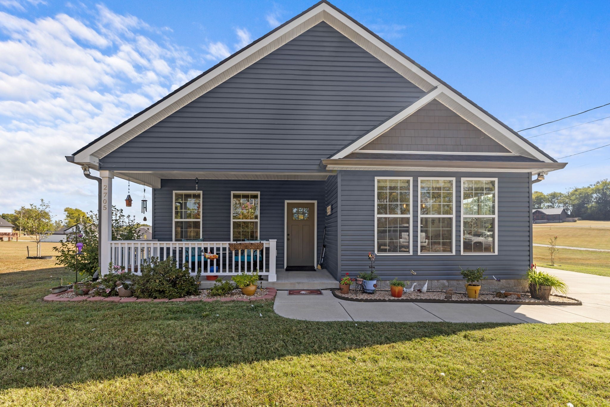 2705 McConnell Rd