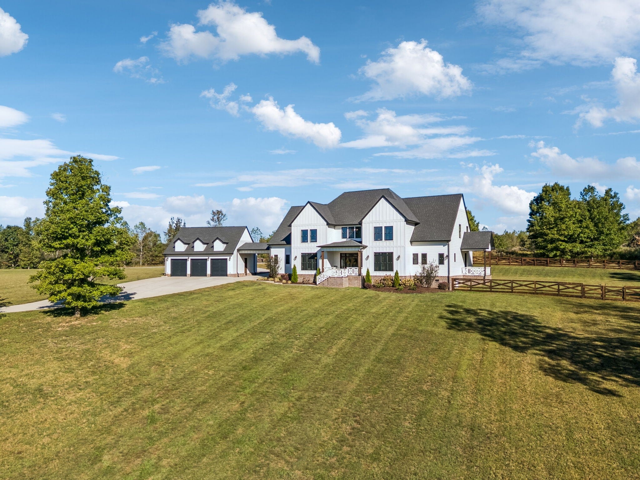 3003 Lewisburg Hwy