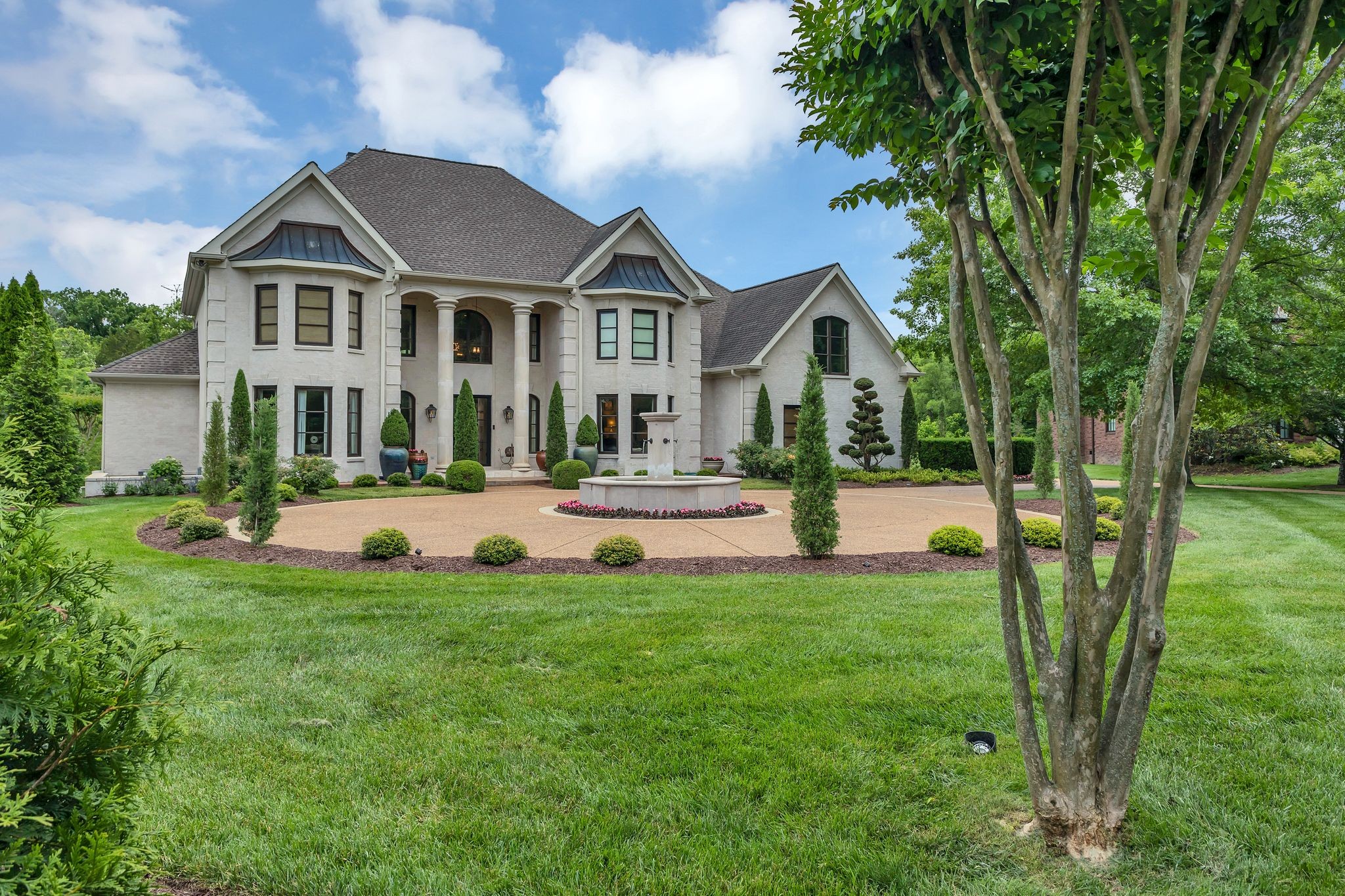 238 Pelham Dr