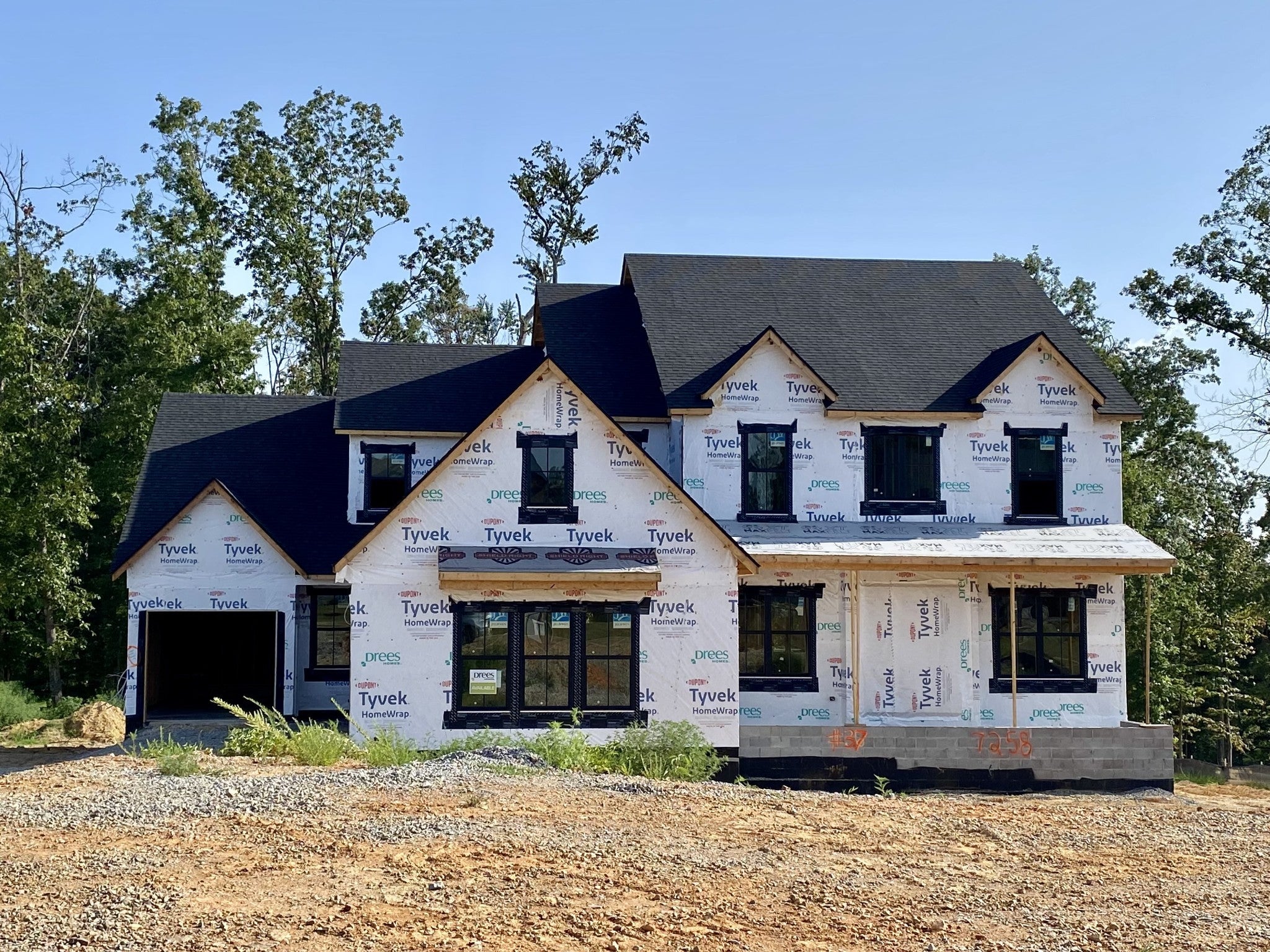 5-bed listing at 7258 Florim Court, Fairview