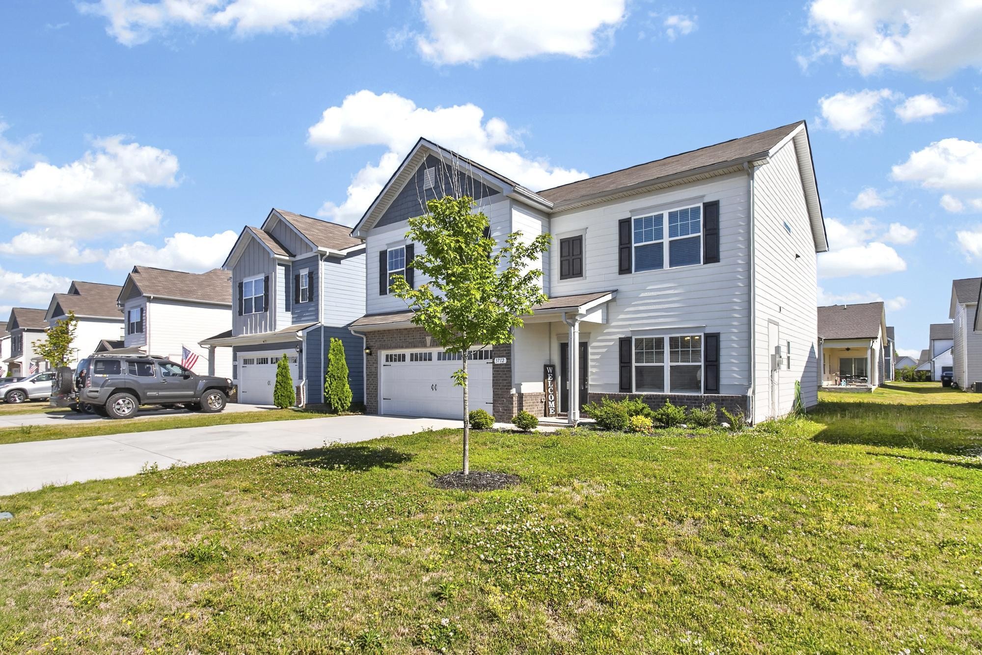 3712 Capstone Dr