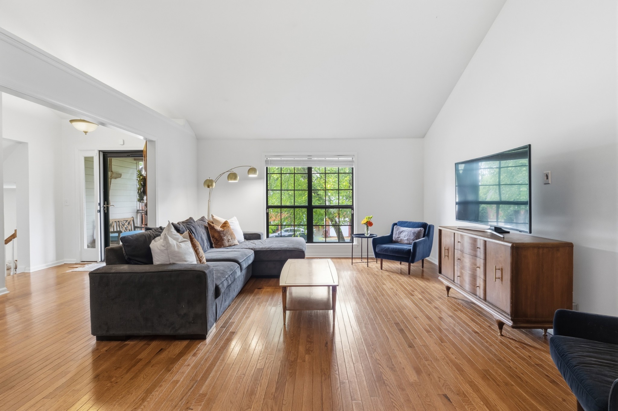 105 Oak Holw