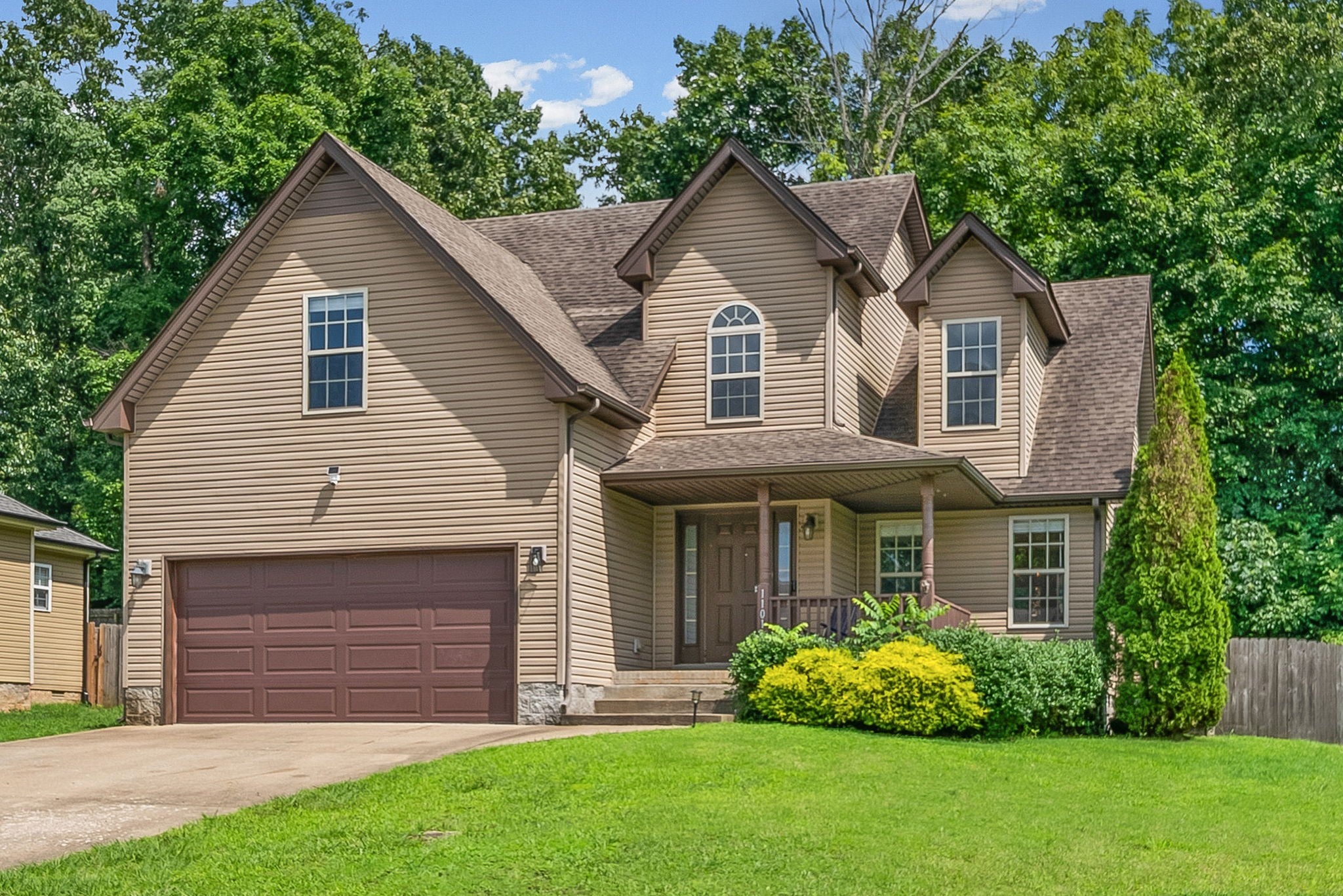 1101 Meachem Dr