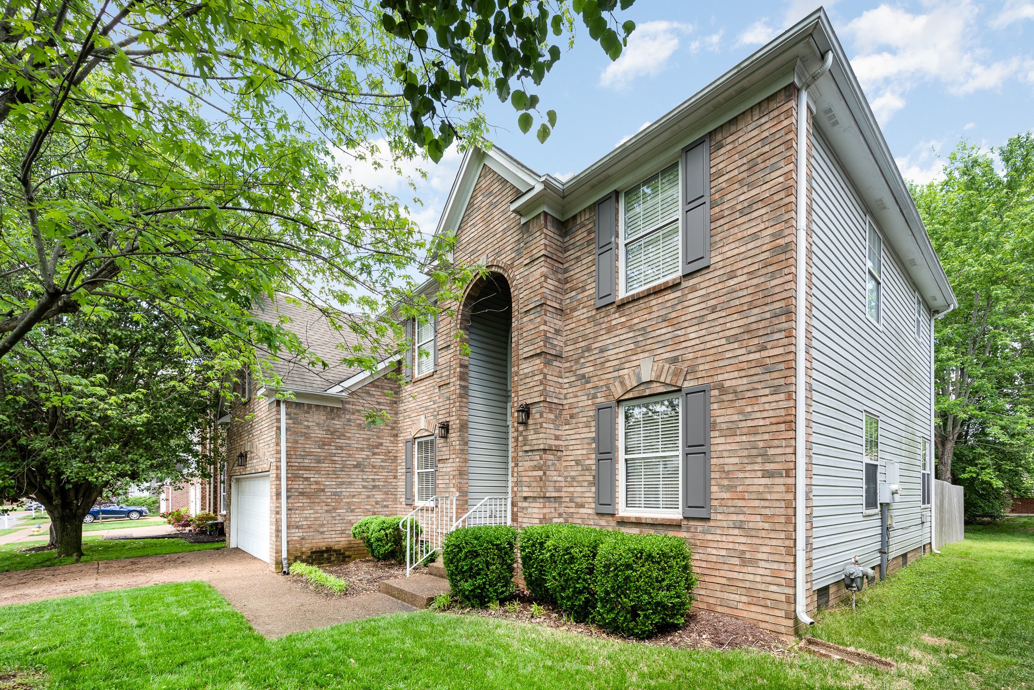 208 Ben Brush Cir
