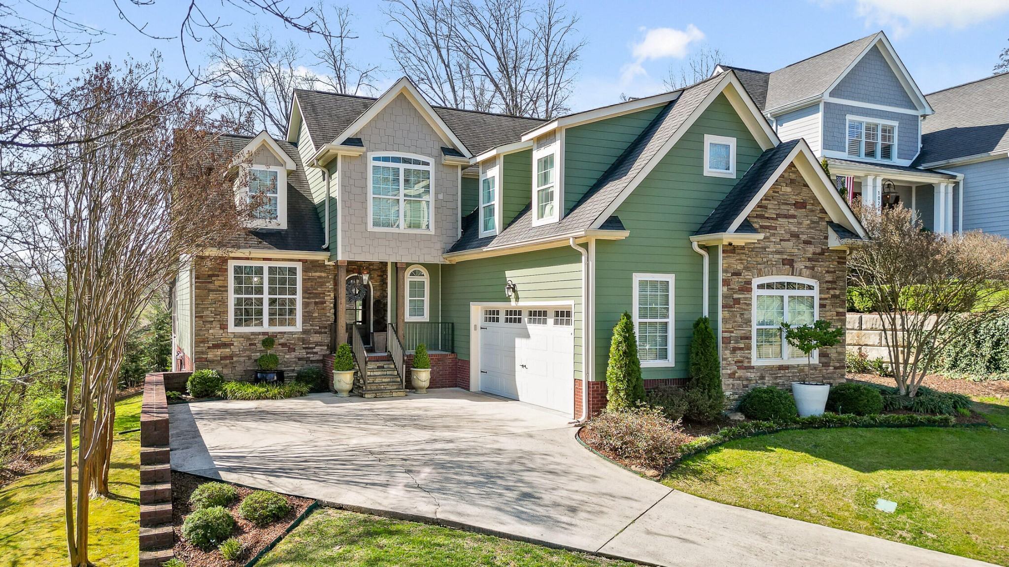 1024 E Dallas Road