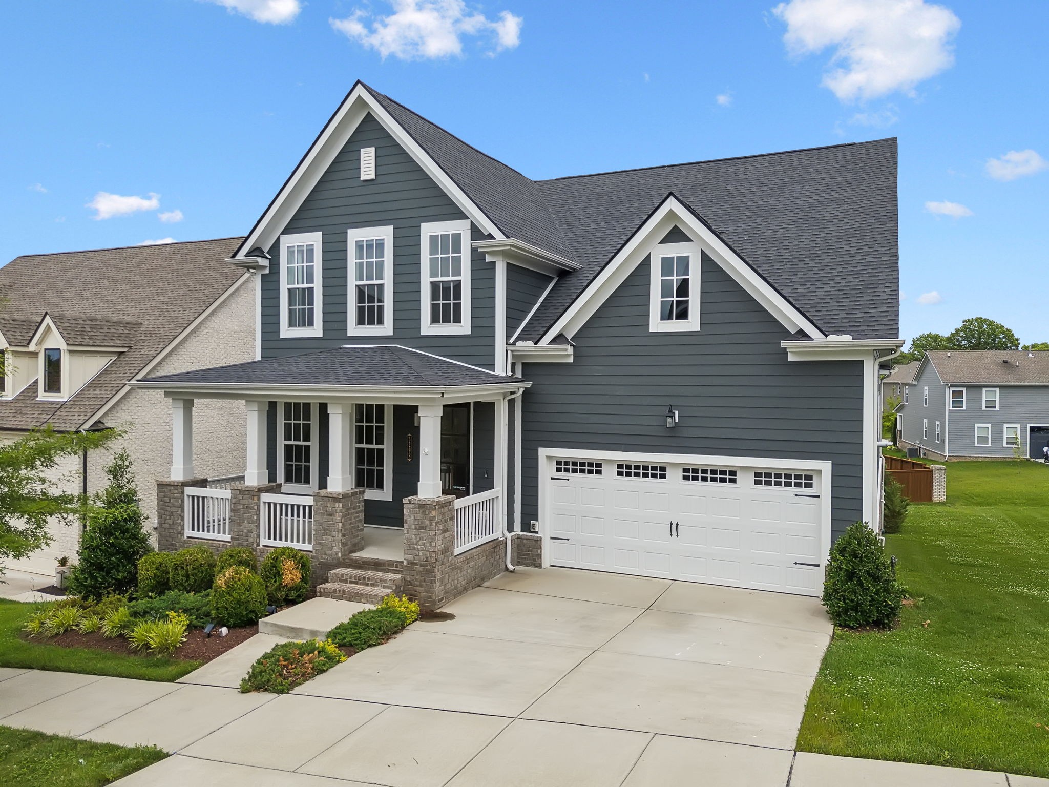3298 Vinemont Dr