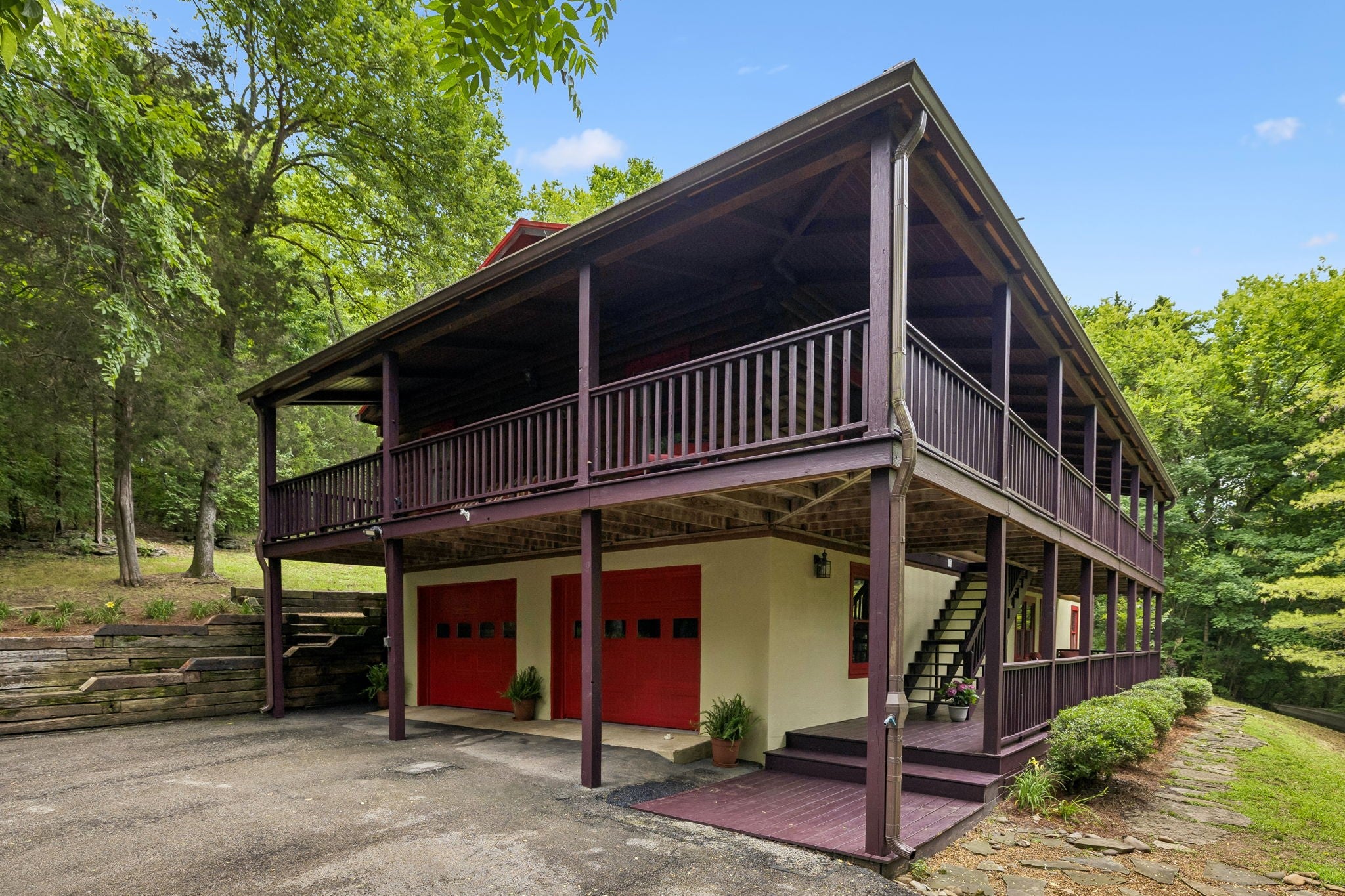 2668 Thompson Station Rd E