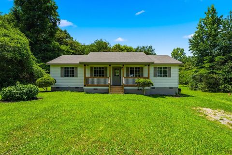 Photo of 318 County Road 801, Etowah, TN 37331 (MLS # 3259737)