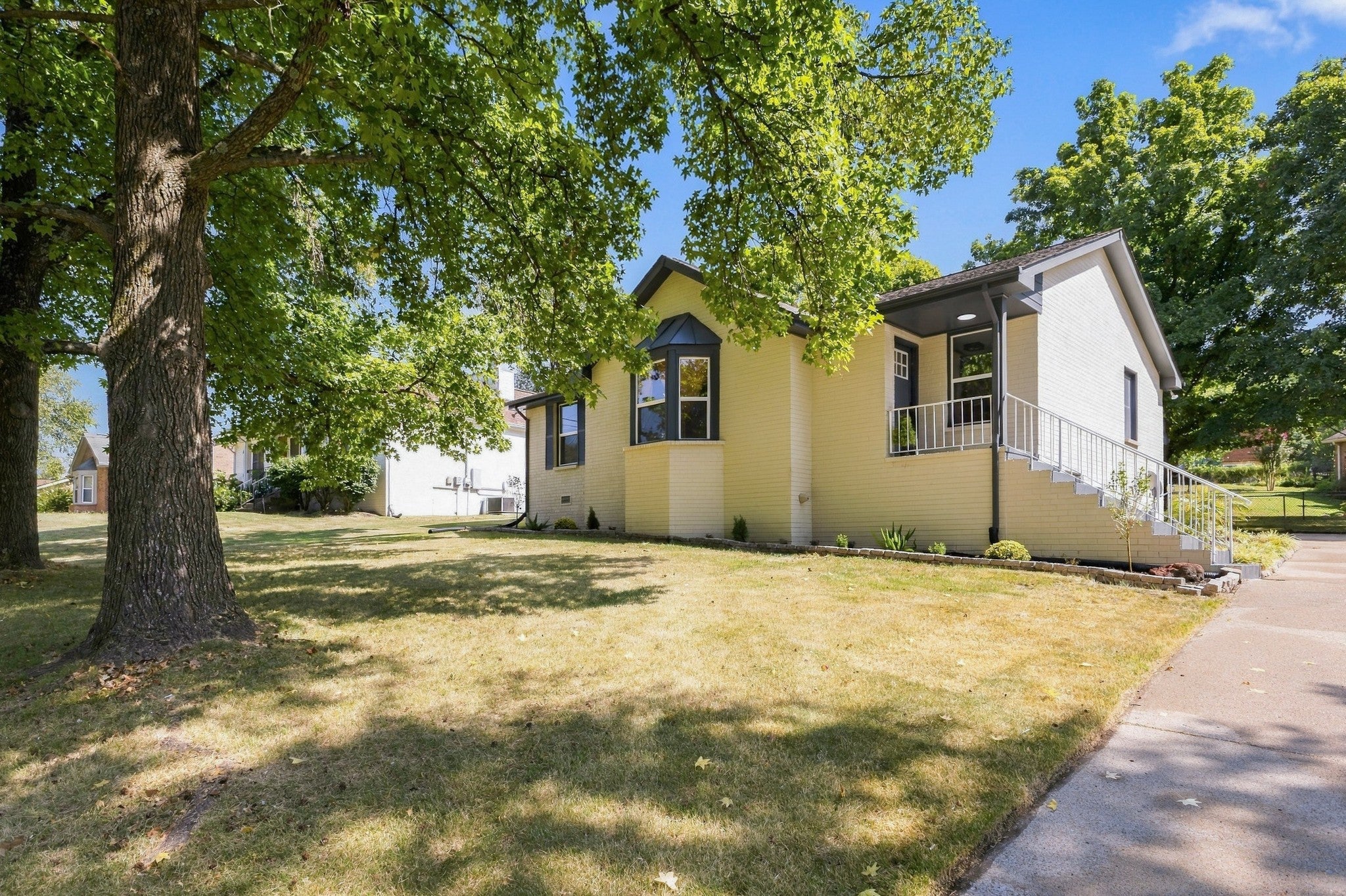 3021 Blackwood Dr